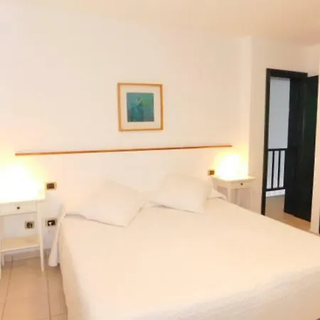 Moreras Playa Blanca (Lanzarote)